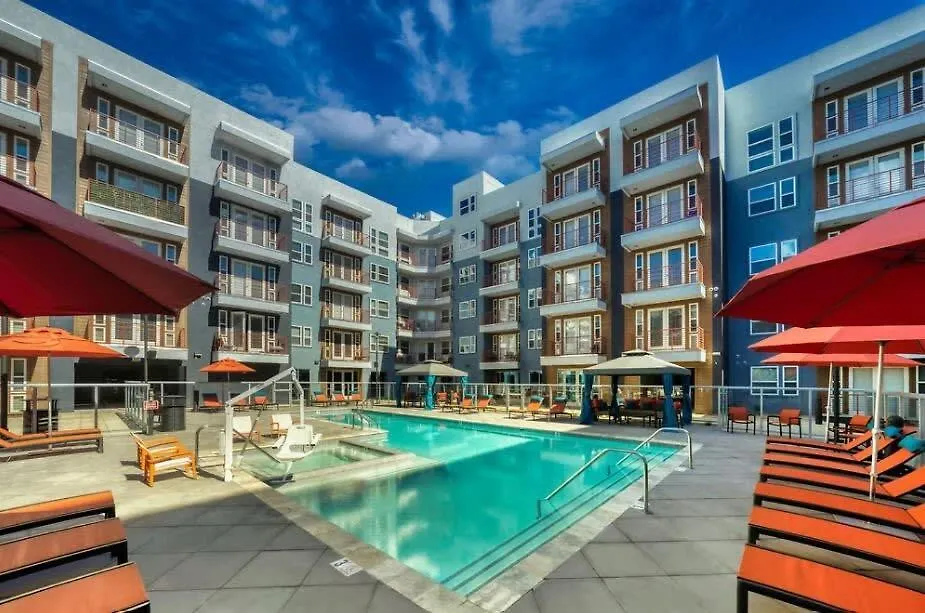 Cozysuites Phx Roro Gym, Pool, Pets, Parking! #4 Phoenix 0*,  Stati Uniti
